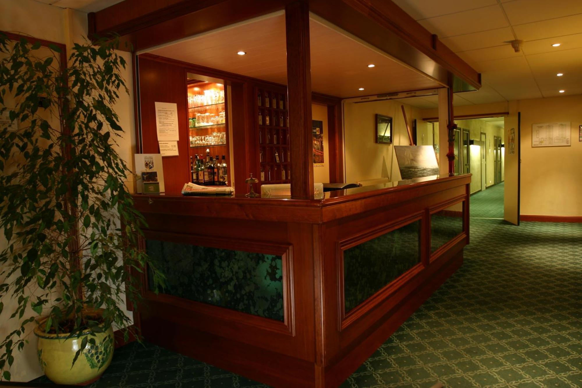 Hotel Fontaine, Morlaix Exterior photo